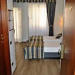Mokinba Baviera Milán