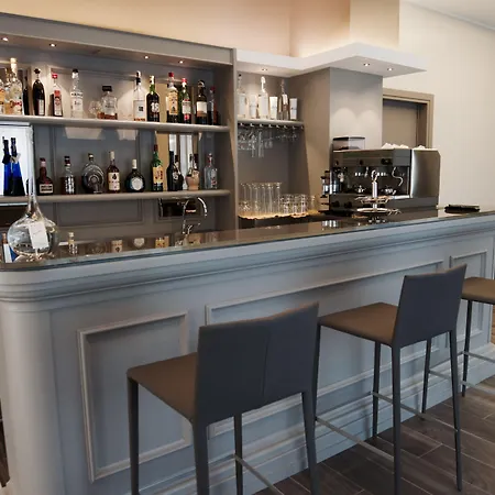 Mokinba Baviera Milán