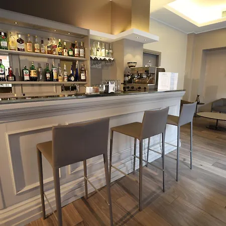 Hotel Mokinba Baviera Milán