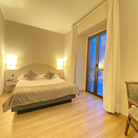 Mokinba Baviera Hotell
